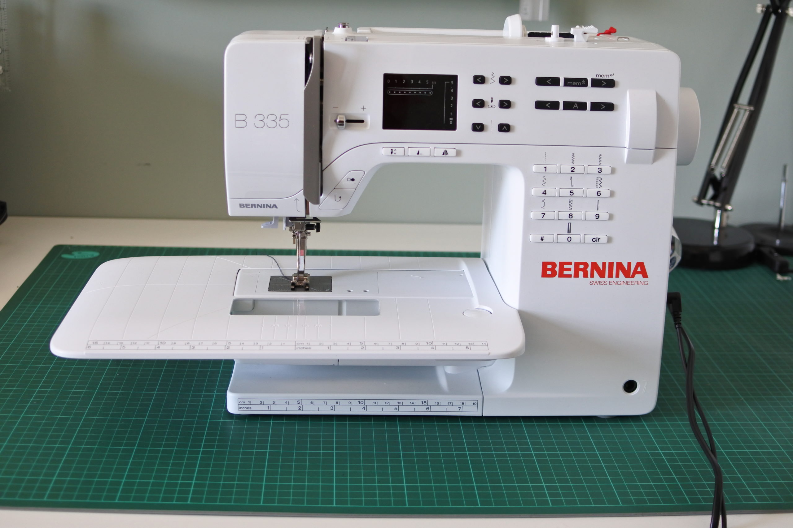 Atelier292_test Bernina 335 (2) Flow Couture
